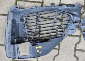 Peugeot 3008 II zaślepka kratka zderzaka przód prawa lewa 37938073 1