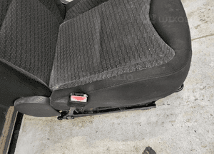FOTEL kierowcy lewy przód przedni Peugeot 308 07- 5