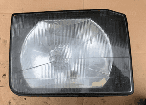 Lampa przednia prawa RHD Anglik LAND ROVER DISCOVERY 2 II 1998-2002 1
