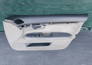 Boczek drzwi Prawy Przod UK Anglik Alcantara Swing Audi A4 B6 B7 6