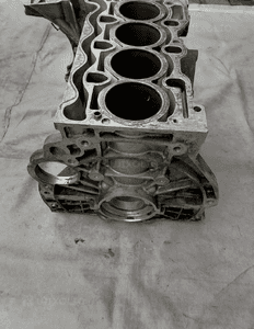 Blok silnika Bmw E46 1.8 2.0 N47 4