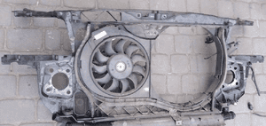 Audi A4 B6 2.5 TDI pas przedni wzmocnienie przod 1