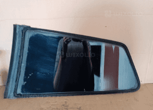Szyba prawy tył karoseryjna VW Polo 9N Lift 3D AS2 05r 2