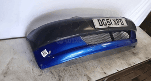 Zderzak przód przedni do toyota yaris 8B6 niebieski 3
