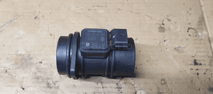 Przepływomierz powietrza Dacia Logan 1.5 DCI 8200280056 H8200357204 1