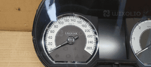 Licznik zegary oryginał Jaguar XF X250 2.7 TDV6 8X23-10849-KJ 3