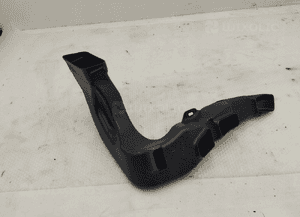 BMW F44 KANAŁ POWIETRZA PRAWY 6823277 2