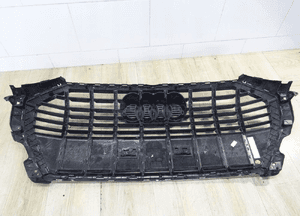 Grill atrapa zderzaka chrom audi Q3 83A s-line 18- 10