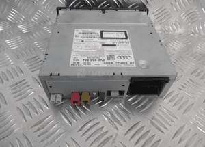Multimedia czytnik nawigacji audi A3 8V0035864 4