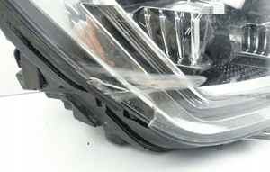 Lampa prawy przód przednia vw sportsvan lift 4