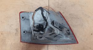 Lampa tyl tylna prawa audi A4 B7 kombi 2