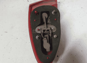 Lampa tylna lewa tył lewo alfa romeo 147 6