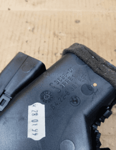 Kratka nawiewu powietrza prawy przód BMW 3 E46 8361898 3