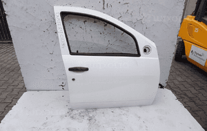 Drzwi prawy przód dacia duster 1 i OD34