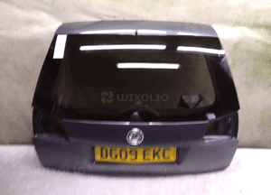 Klapa tył tylna bagażnika opel vectra c kombi Z168 szara popielata 1