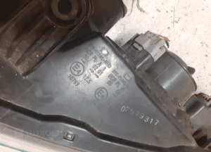 Przod przednia lampa lewa nissan almera N16 4