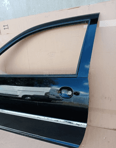 Drzwi lewy przód przednie lewe VW GOLF IV 4 3 drzwi 3D L041 3