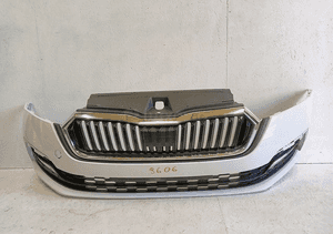 Zderzak przód przedni skoda octavia 4 iv 5E3 2020- 1