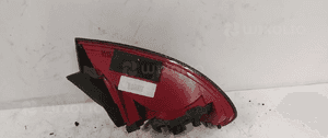 Lampa tyl tylna prawa audi A4 B8 ciemna 5