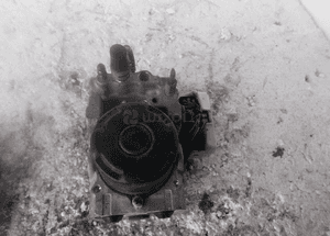 Pompa sterownik abs lexus is 200 4454053020 4