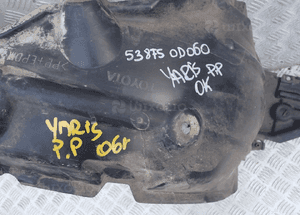 Nadkole prawy przód toyota yaris 06r 2