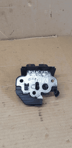Zamek klapy bagażnika Skoda Rapid 5E0827505 3