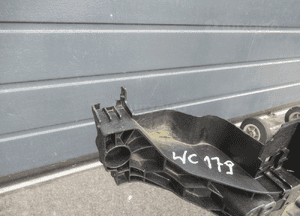 Pas wzmocnienie czołowe kia sportage v 5 64110-R2000 2021 5