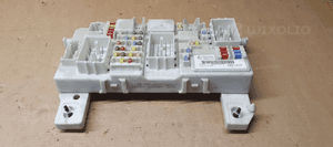 Skrzynka bezpieczników Ford Focus MK2 Lift 7M5T-14A073-CG 3