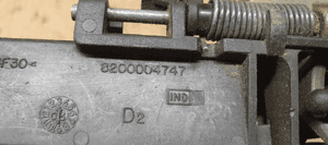 Klamka zewnętrzna drzwi prawy tył tylna prawa Renault Laguna II 8200004747 5