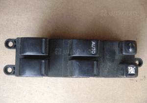 Nissan Primera P12 panel sterowania sterownik szyb 2