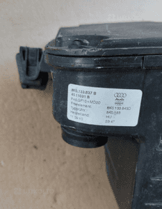 Obudowa filtra powietrza audi A4 B8 A5 8T 2.0 tdi 8K0133837B 7