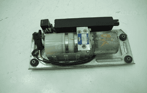 Pompa dachu A2308000030 mercedes sl R230 02 2