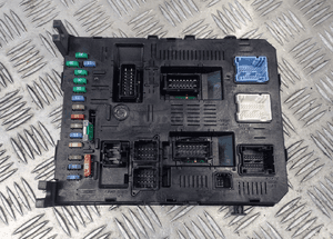 PEUGEOT 307 II LIFT MODUŁ SKRZYNKA BSI 281197280A RADOM 1