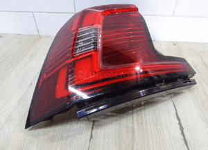 Volvo S90 lift 2020- lampa tył tylna lewa 32228333 4