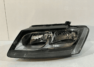 AUDI Q5 8R Lampa przednia H7 lewa - 14834 1