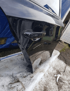 Bmw E90 sedan drzwi prawy tył bdb stan 10