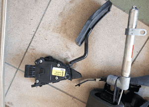 pedał gazu potencjometr saab 95 5340252