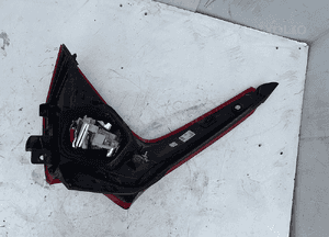 Volvo V60 lampa prawa tył tylna 31395929 5
