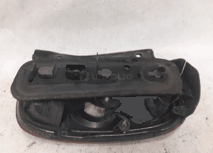 Tyl tylna lampa lewa nissan micra K12 4