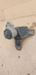 Łapa poduszka silnika Ford Focus MK1 1.6 98AB-6037-CD 2
