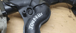 Kolektor ssący VW Touareg 3.0 TDI 059145762B 059145997D 8