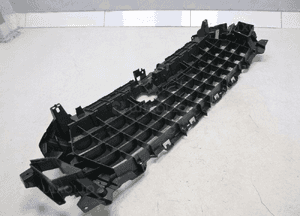 Audi Q7 wzmocnienie grilla grill atrapa oryginał 7