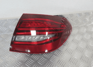 Lampa tylna tył prawa mercedes c-klasa W205 S205 kombi led lift 2018-2021 3