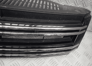 ATRAPA GRILL VW TIGUAN LIFT  5N0853653E ORG 2