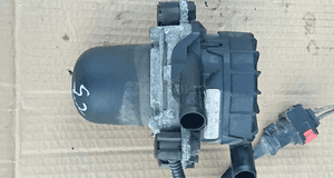 Citroen C5 C8 Peugeot 307 207 807 1.8  2.0 16V pompa powietrza wtornego 9639450180 1