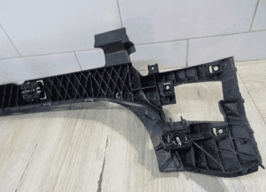 Wzmocnienie ślizg zderzaka środkowy tył audi Q3 ii 19- 83F 83F807385 9