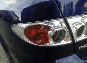 Mazda 6 03 GG lampa tyl tylna w blotnik lewa 5D 2