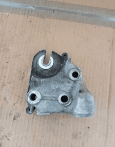 Łapa mocowanie silnika Peugeot 407 2.0 HDI 9645030780 4