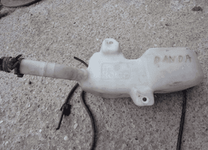 FIAT PANDA II ZBIORNICZEK SPRYSKIWACZY