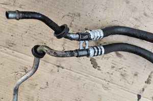Opel Astra J 4 IV 2.0 CDTI rurka przewód oleju do skrzyni biegów 3